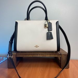 NWT Coach Zoe Carryall In Colorblock